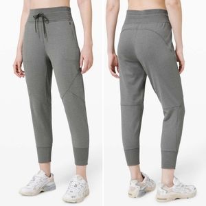 LULULEMON Metro Miles Jogger Graphite Grey 12
